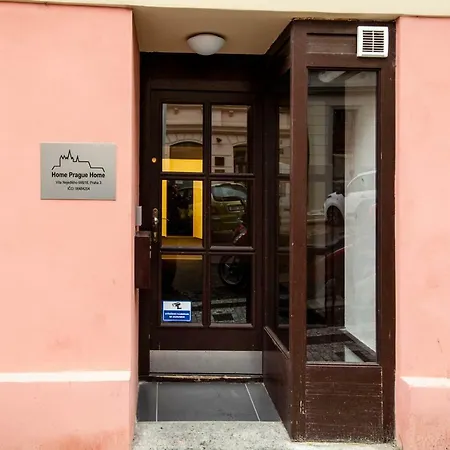 Zizkov Cosy براغ