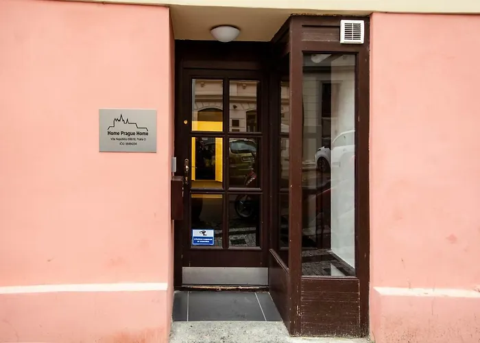Zizkov Cosy Praga