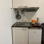 Lejlighed Zizkov Cosy *